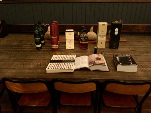 Line up whisky waffle